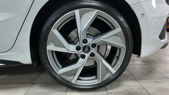 Audi S3 view 15