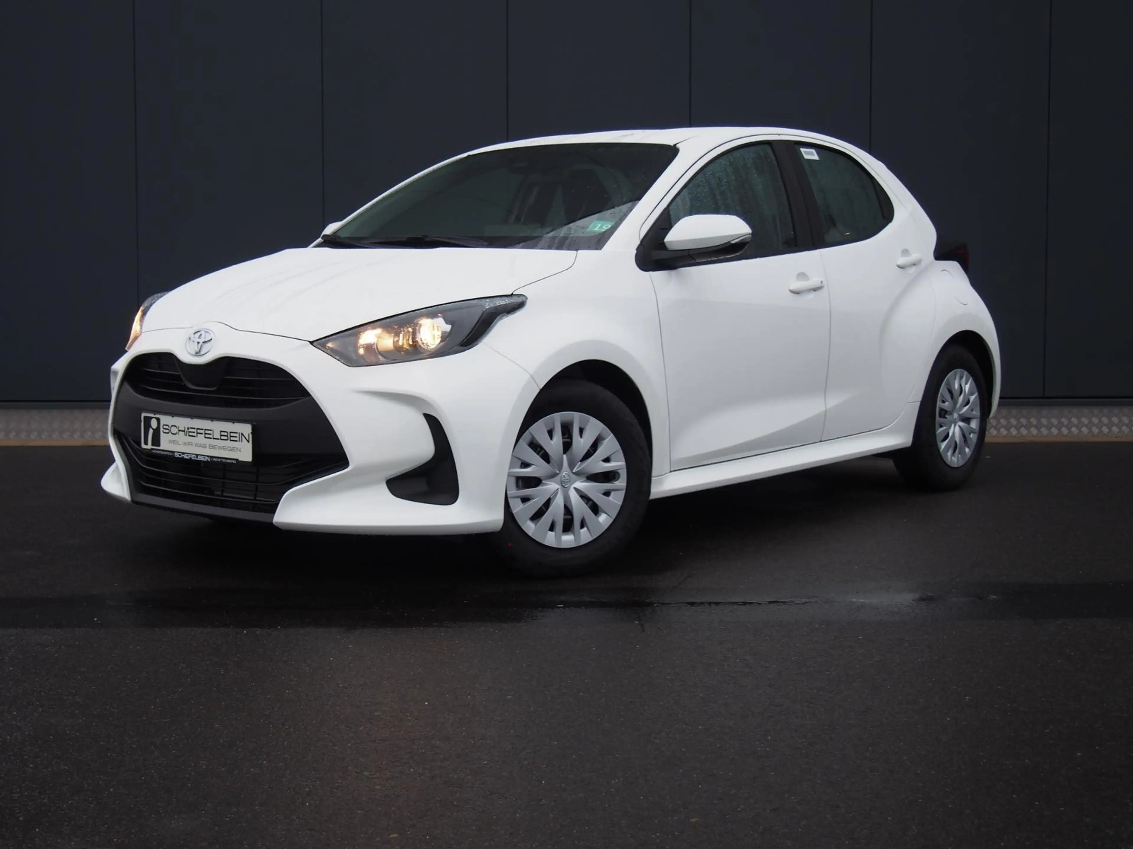 Toyota Yaris 1.0 Comfort DAB+Carplay+RFK+ACC — photo 2
