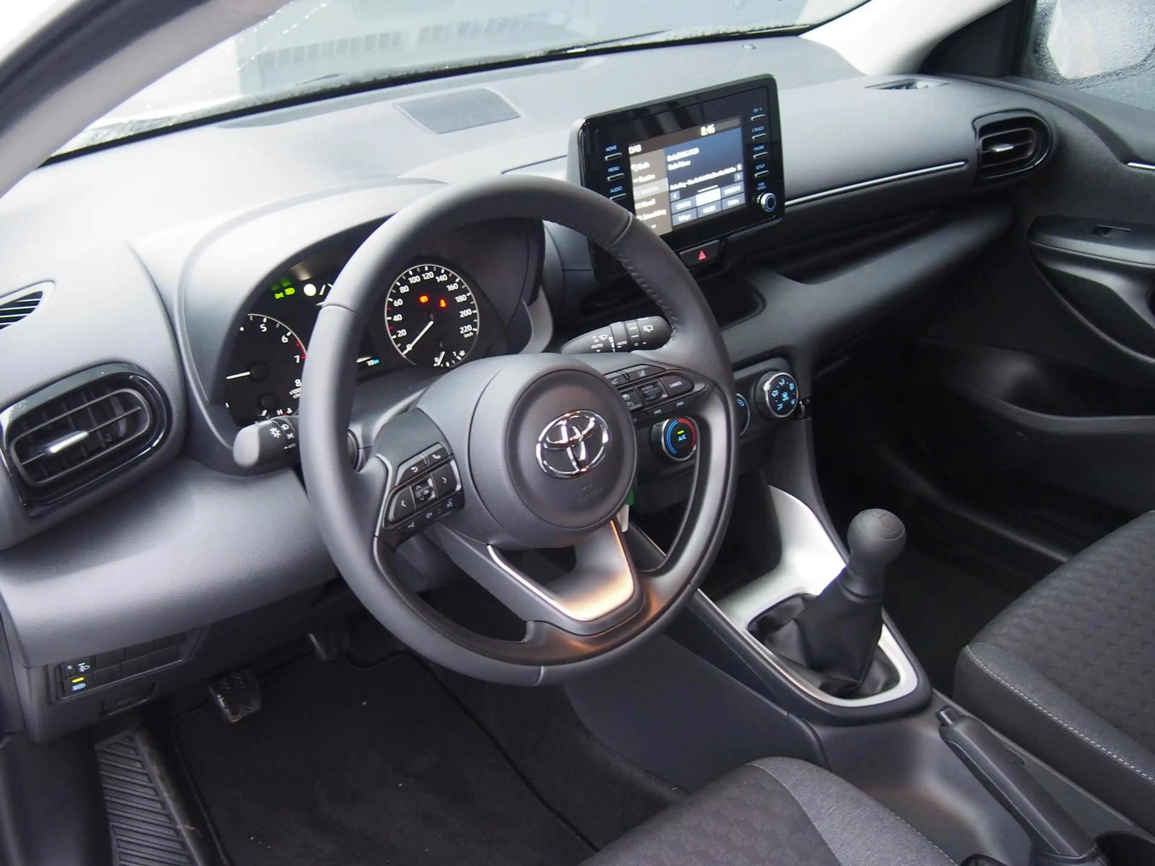 Toyota Yaris 1.0 Comfort DAB+Carplay+RFK+ACC — photo 8