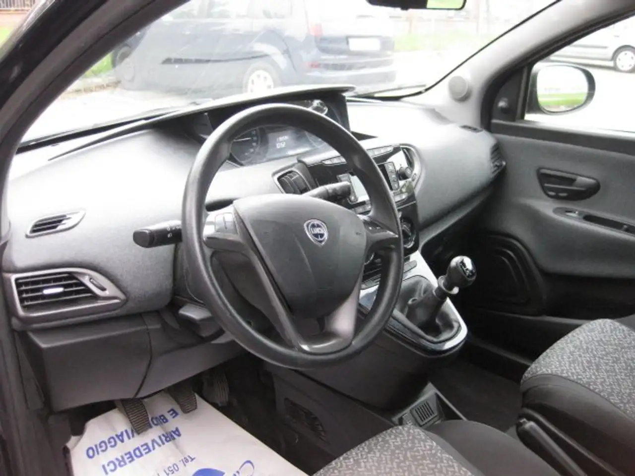Lancia Ypsilon 2021 — фото 9