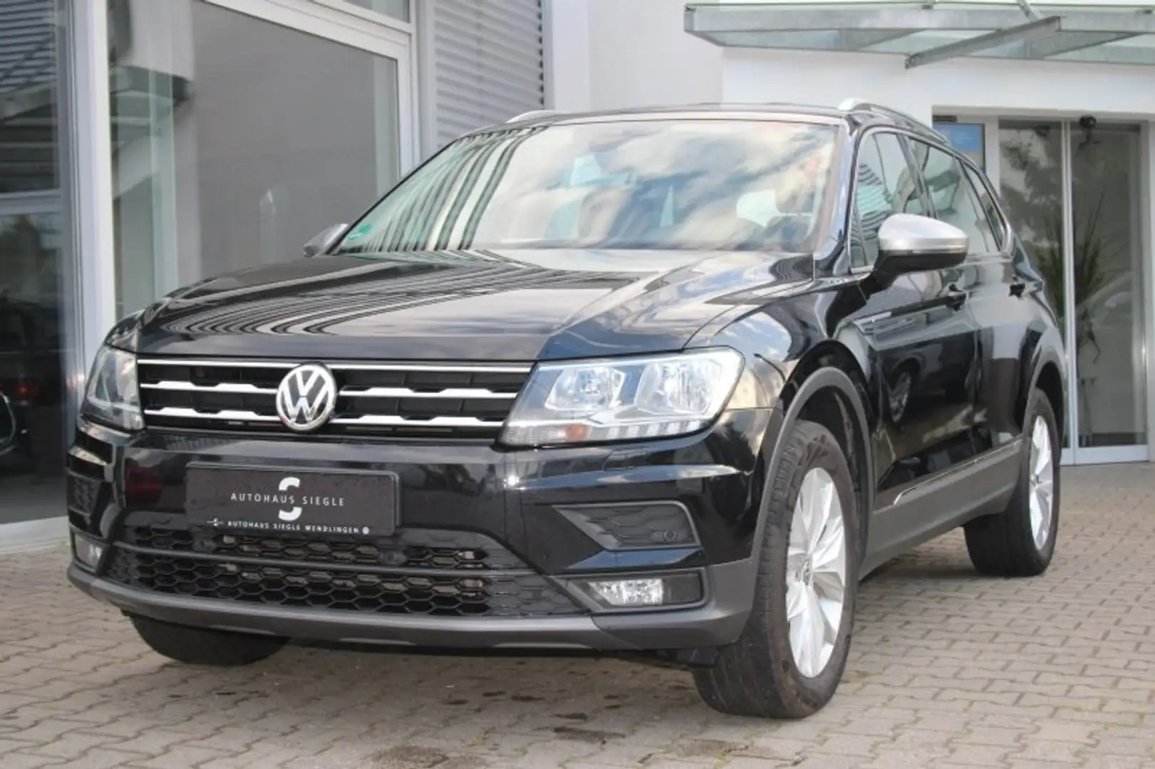 Volkswagen Tiguan Allspace 1.5 TSI Comfortline 18Zoll PDC Climatronic SHZ ALU Schwarz - 2