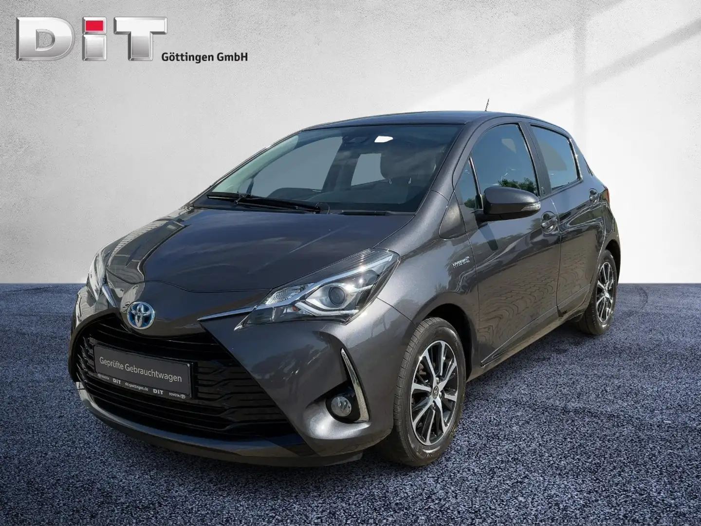 Toyota Yaris 1.5 Team D +FLA SpurH KAM LM KlimaA Gris - 2