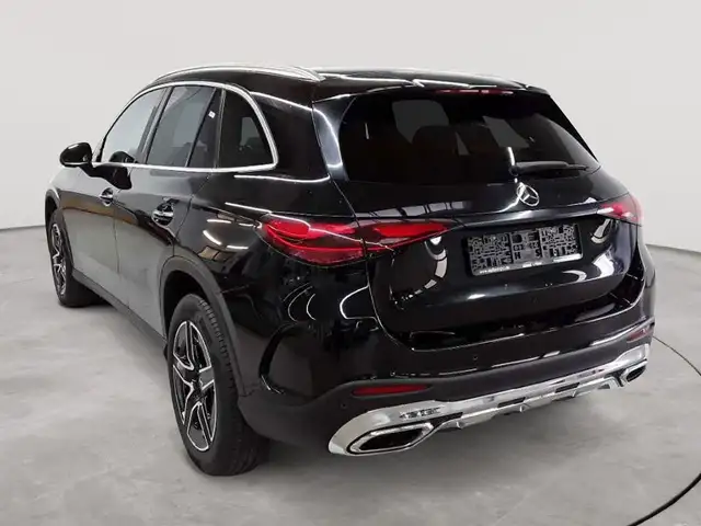 Mercedes-Benz GLC view 5