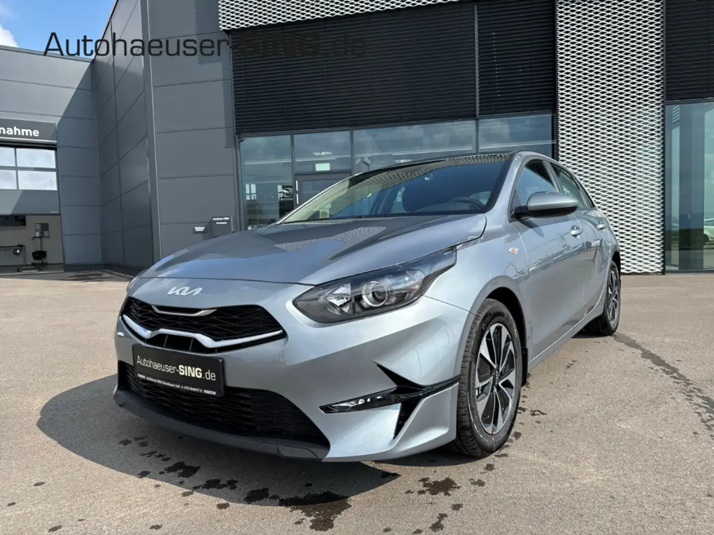 Kia Ceed / cee'd Navi Tempomat Kamera Klima AppleCar Sitzhz. Silber - 1
