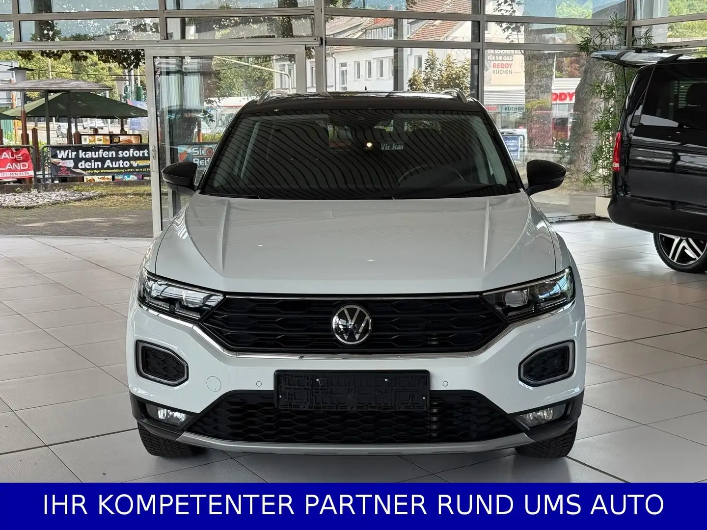 Volkswagen T-Roc Style/AHK/PDC/NAVI/ACC/NEUWERTIG!1.HAND Weiß - 2