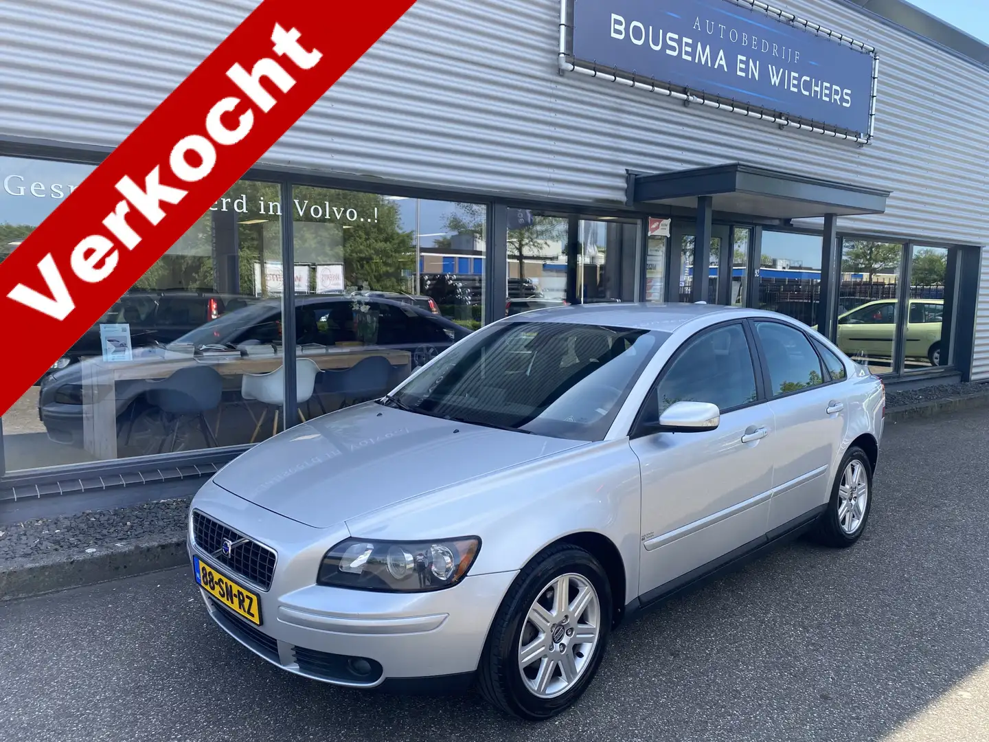 Volvo S40 1.8 Edition II Leer+Clima Gris - 1