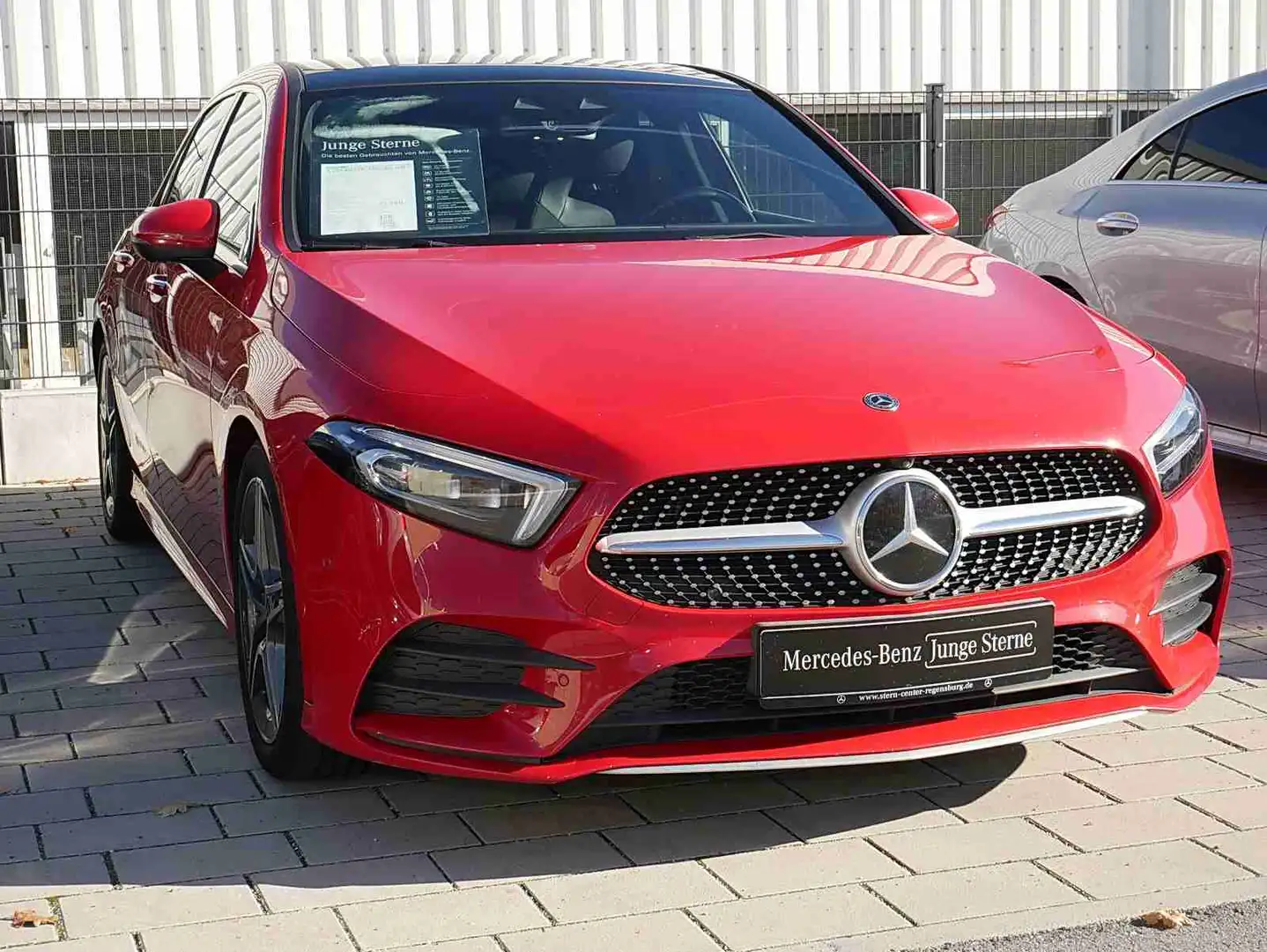 Mercedes-Benz A 220 4M Kompaktlimo AMG+DISTR.+MEMORY+PANO+AHK+ Rot - 2