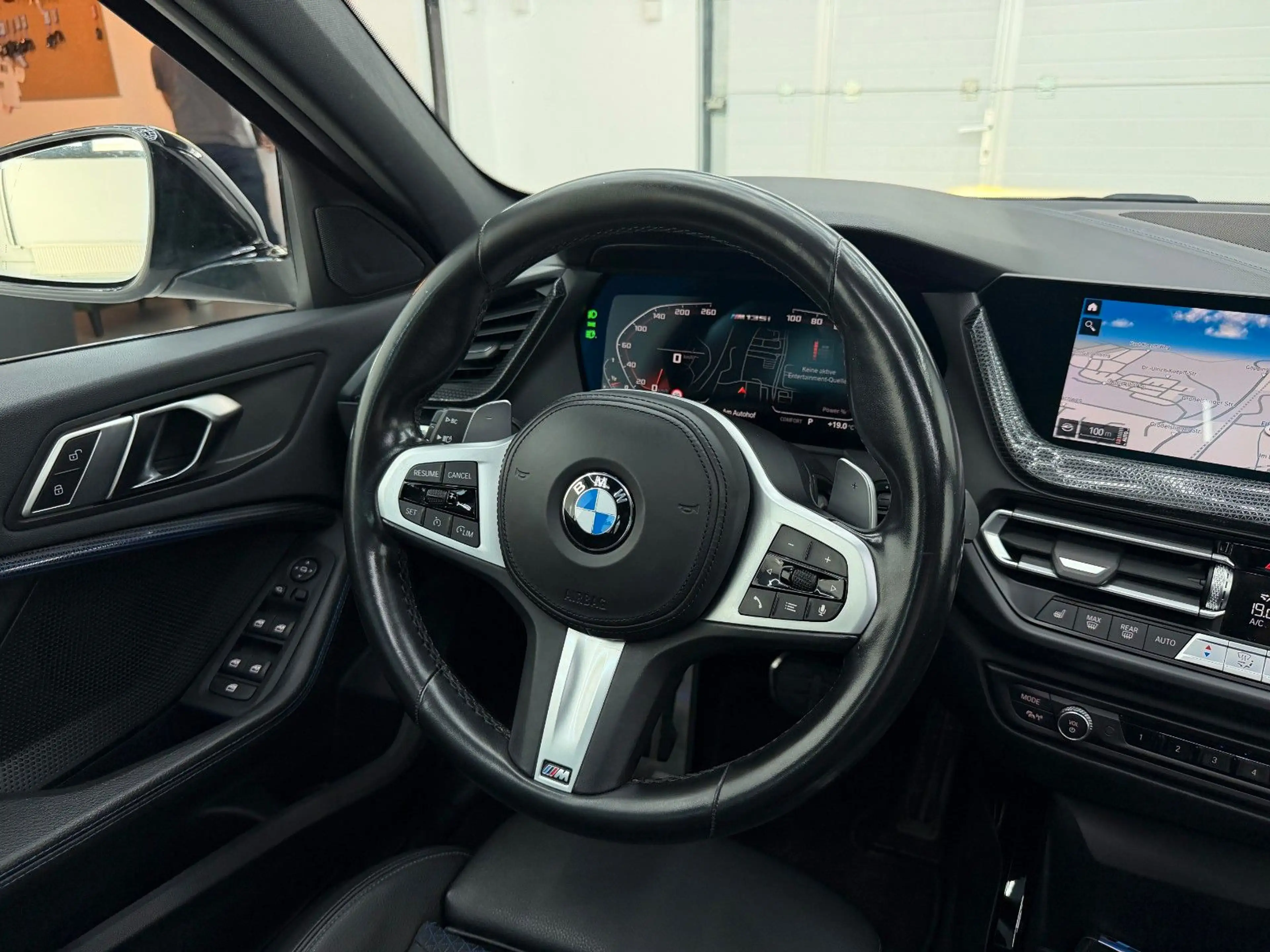 BMW 135 i xDrive *PANORAMA*VIRTUAL COCKPIT* — photo 11