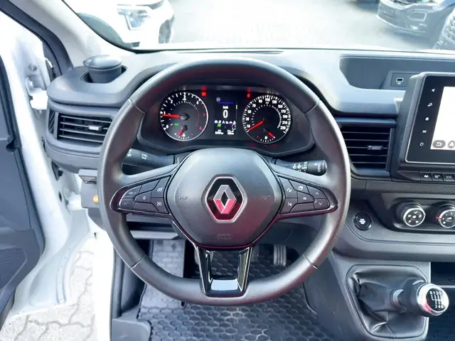 Renault Trafic view 10