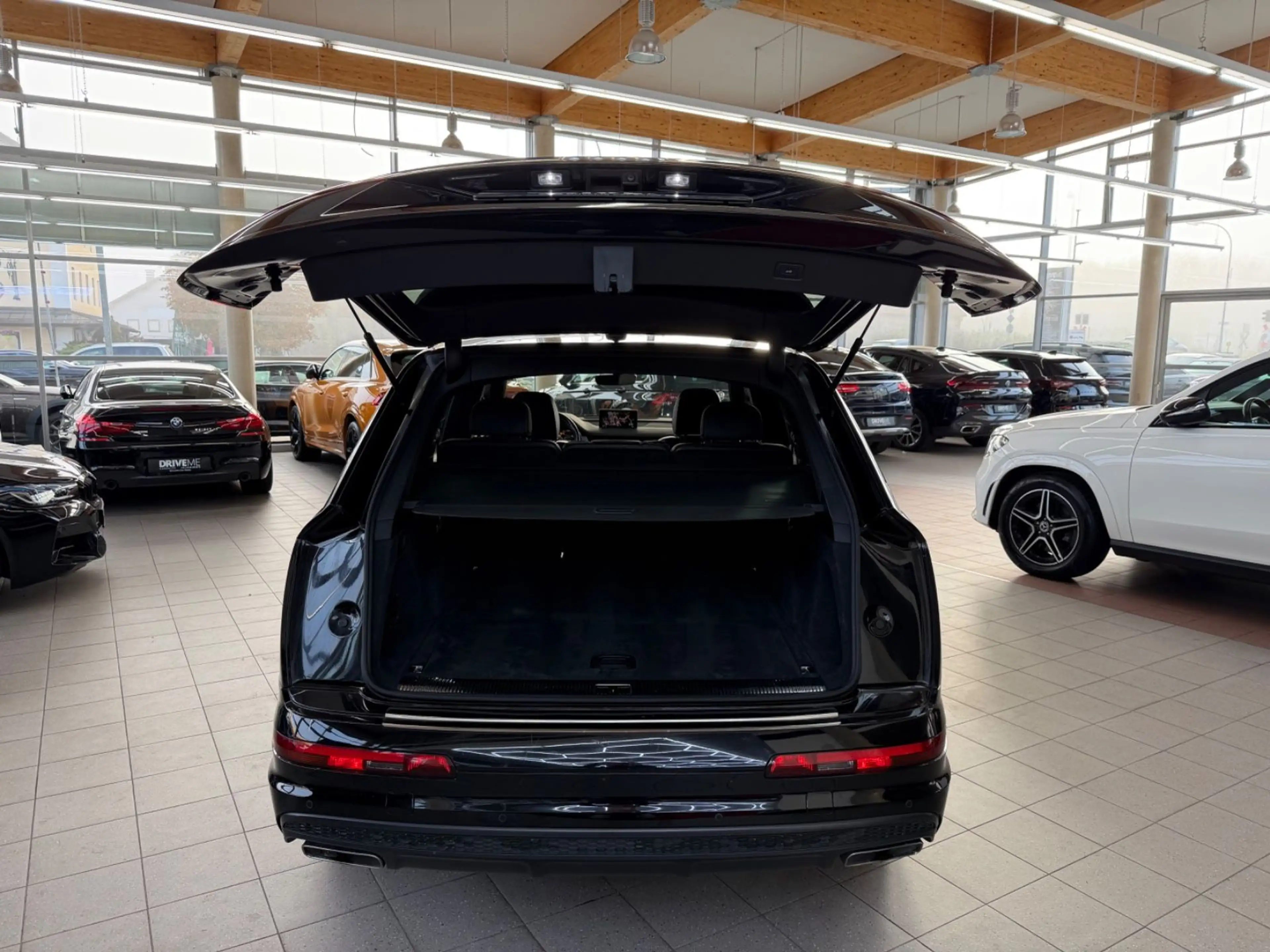 Audi Q7 3.0 TDI quattro 3xS-Line Matrix RS-Sitze ACC — photo 10