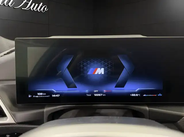 BMW 3 Series view 9