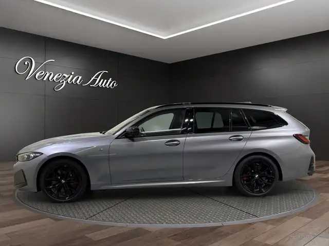 BMW 3 Series view 3