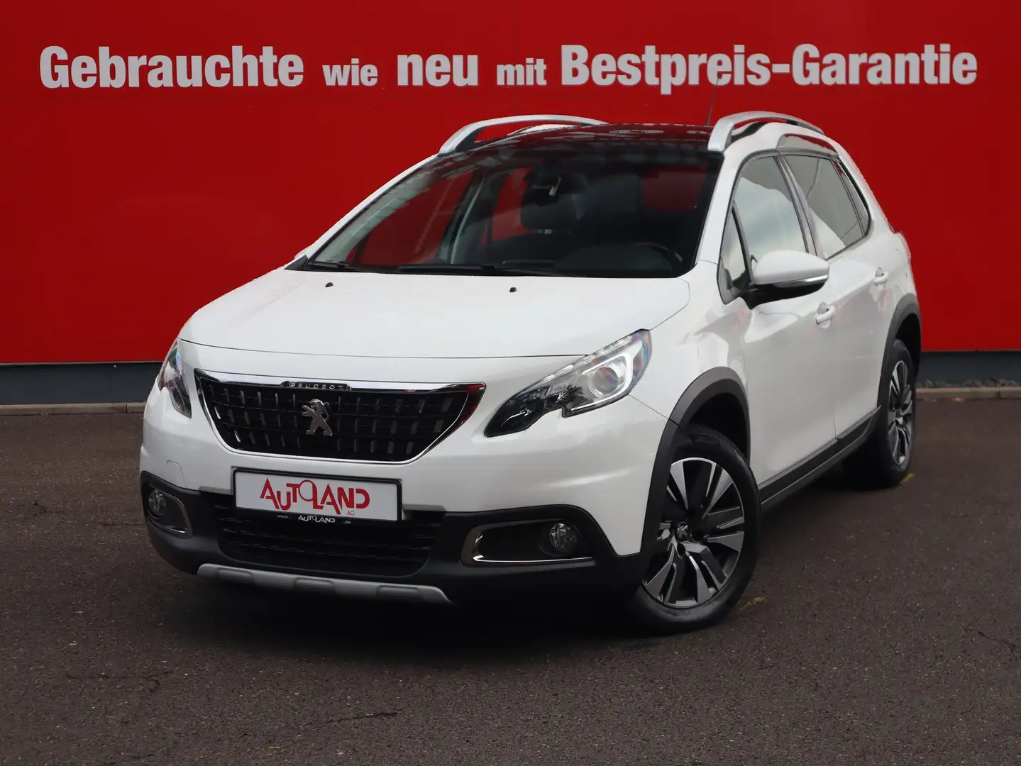 Peugeot 2008 1.2 PureTech Allure Navi Panorama Kamera Weiß - 2