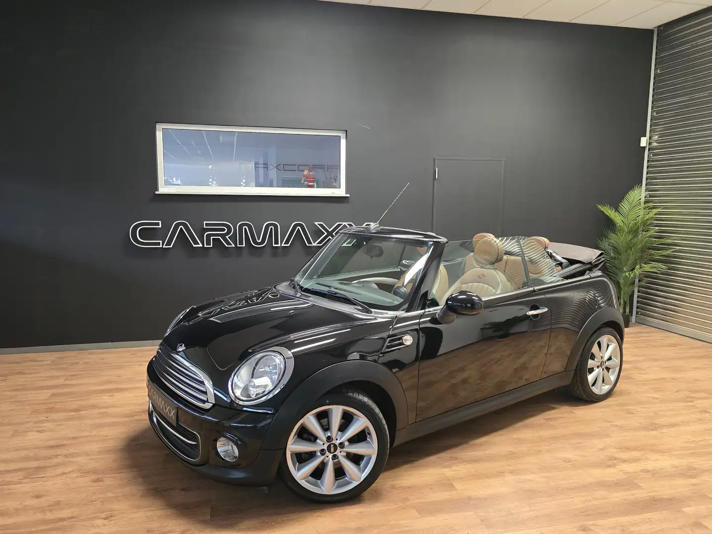 MINI Cooper Cabrio Mini Cabriolet 1.6i Cooper full suivi!  sur rdv Noir - 1