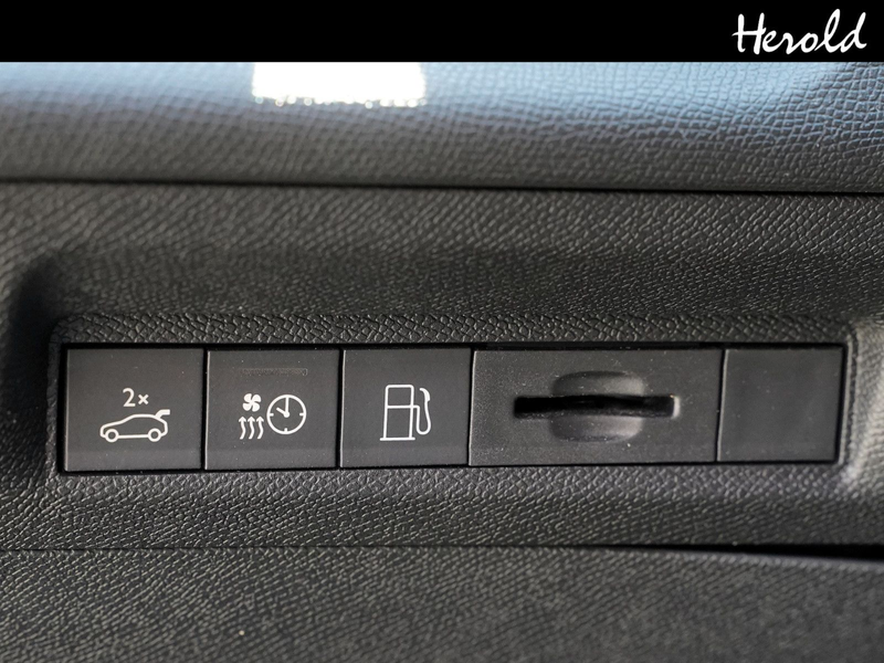 Peugeot 408 Hybrid 225 GT*SD,Komfortp.,20Zoll,Premiump.* — photo 13