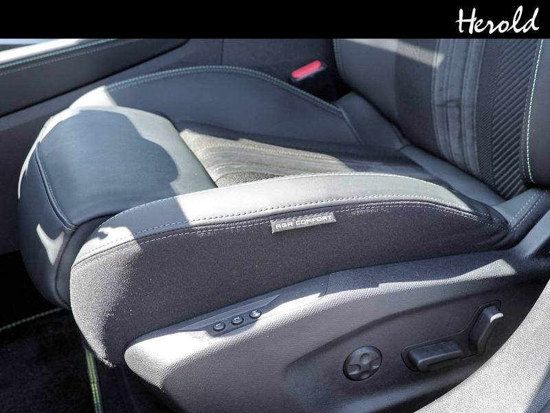 Peugeot 408 Hybrid 225 GT*SD,Komfortp.,20Zoll,Premiump.* — photo 10