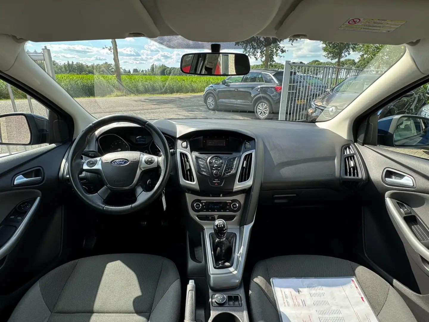 Ford Focus Wagon 1.6 TI-VCT Trend TREKHAAK / CLIMATE CONTROL Blauw - 2