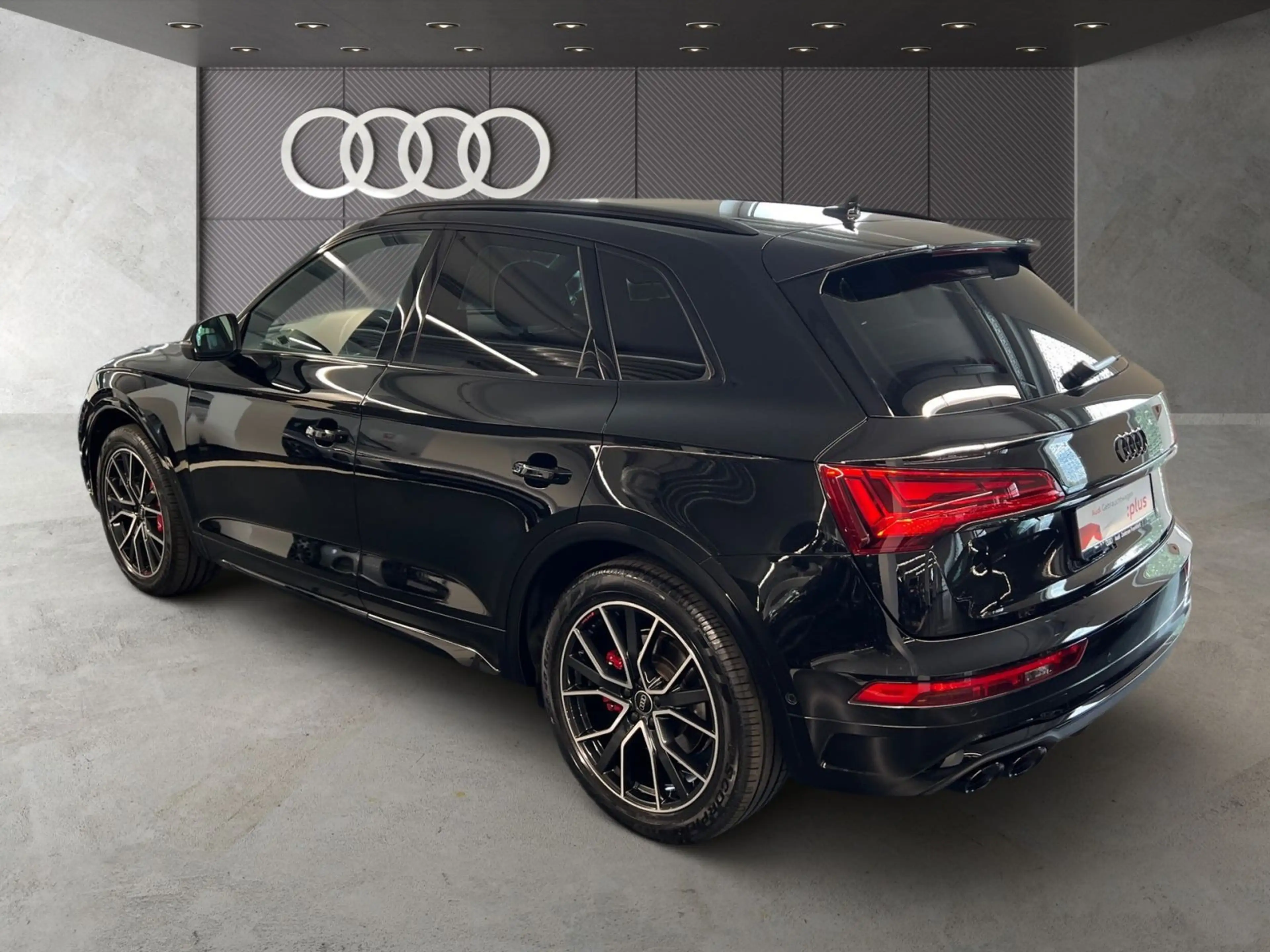 Audi SQ5 TDI quattro tiptronic Matrix-LED Navi Tempom — photo 4