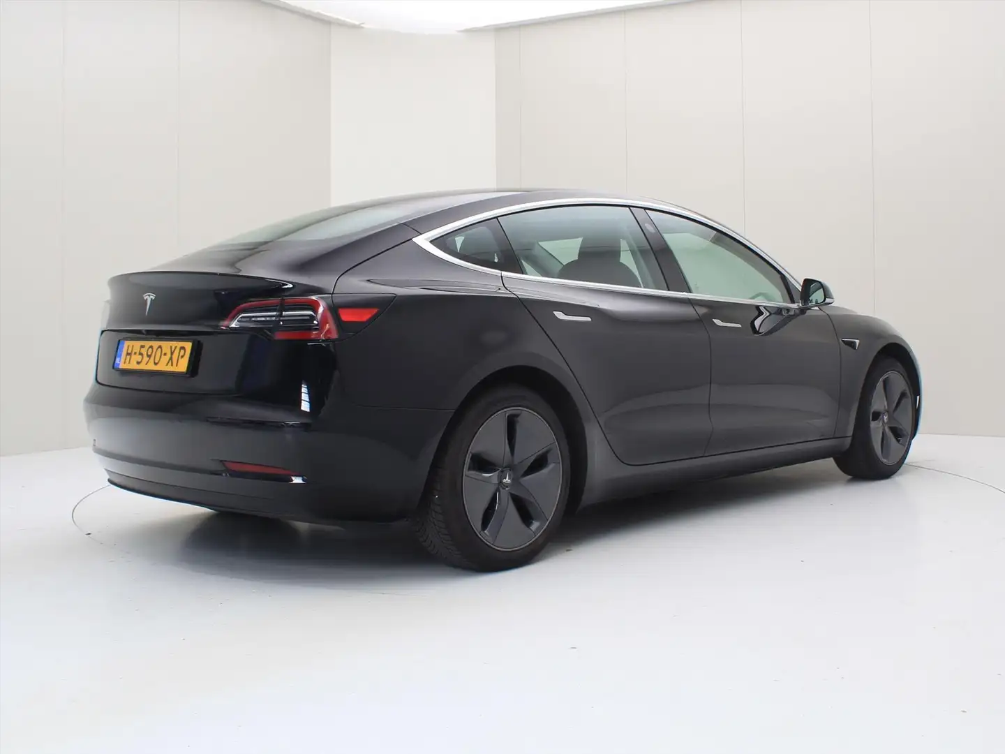 Tesla Model 3 Standard RWD Plus [ AUTOPILOT+60 kWh+PREMIUM AUDIO Zwart - 2