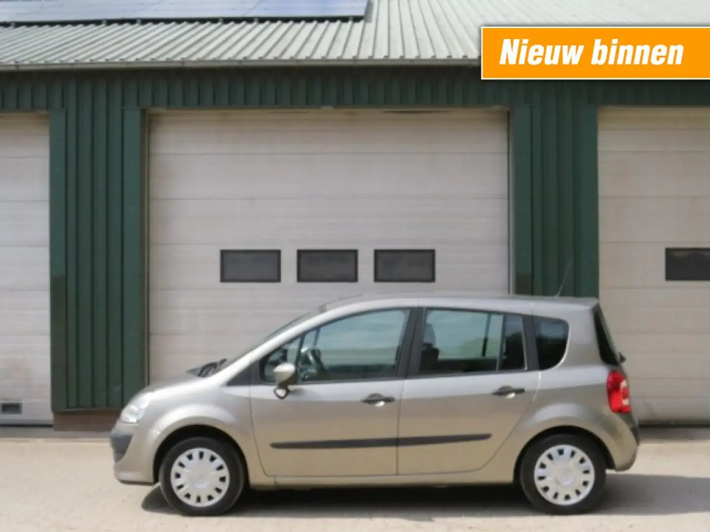 Renault Grand Modus 1.2 TCE Expression Grijs - 1