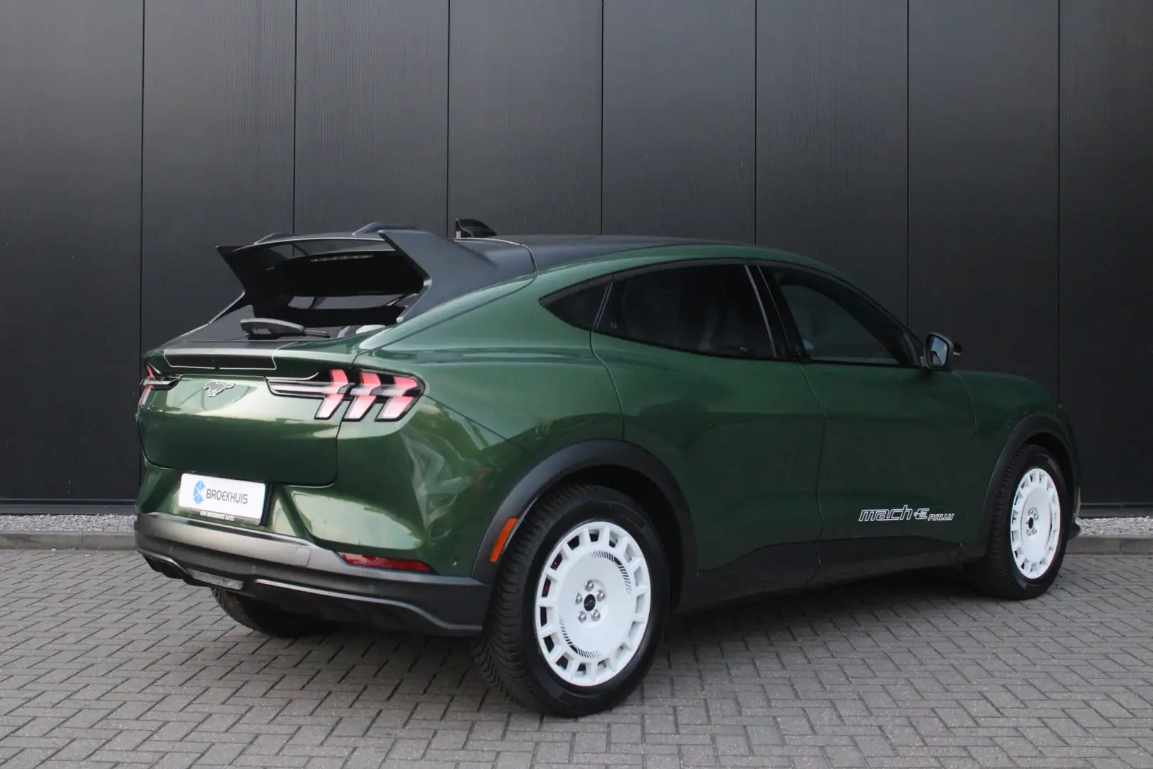 Ford Mustang Mach-E GT 98kWh Exended Range AWD Rally Edition Verde - 2