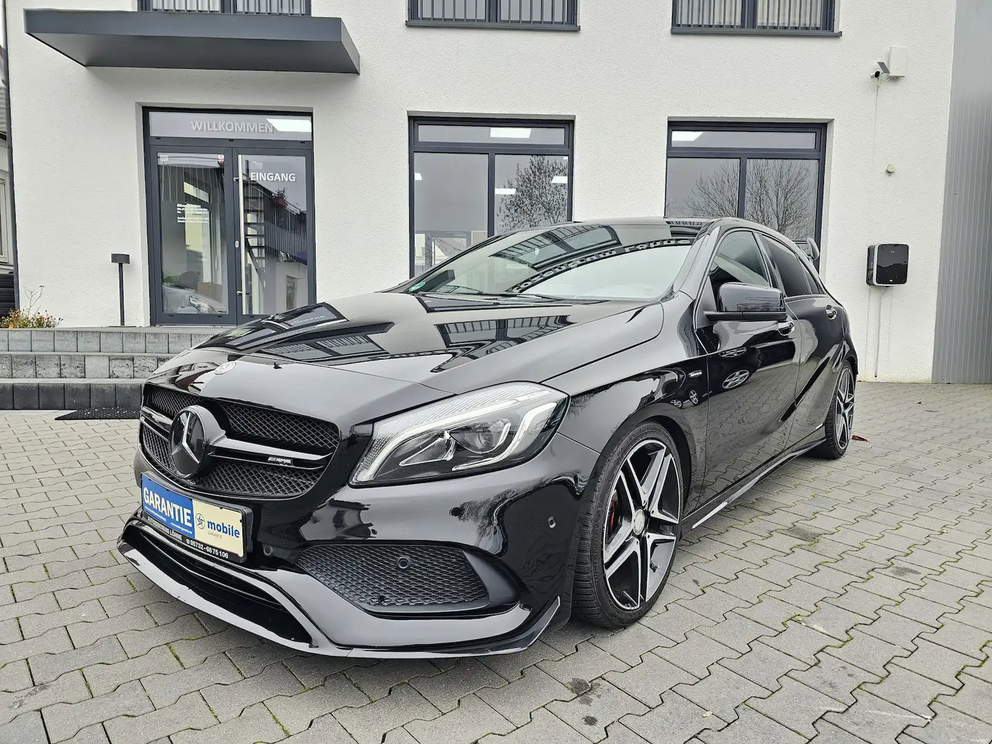 Mercedes-Benz A 250 AMG Sportpaket Performance Night Paket Noir - 1