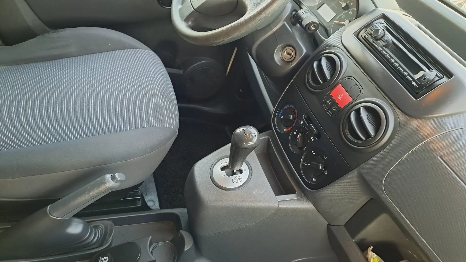 Peugeot Bipper Blanc - 2