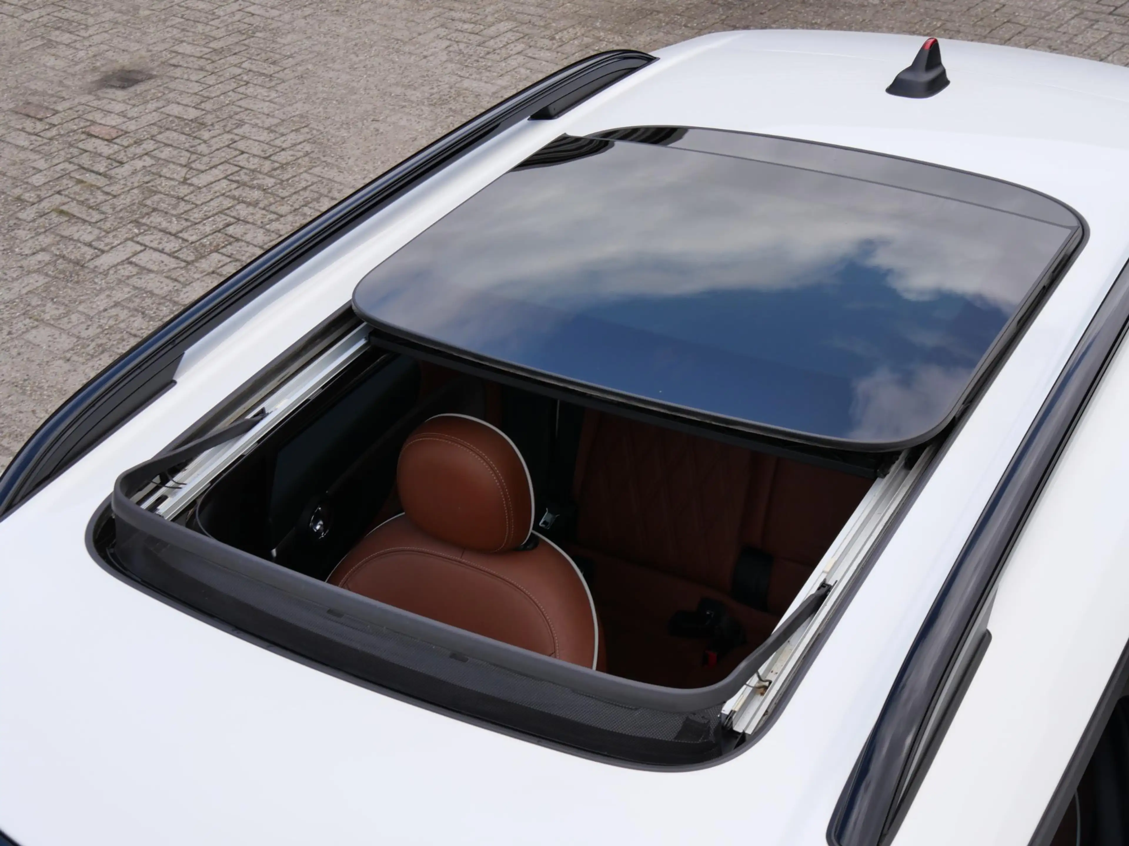 MINI Cooper SE Countryman PANORAMADAK/ LEER/ CAMERA/ ADAPTIVE CRUISE/ HEAD-U — photo 16