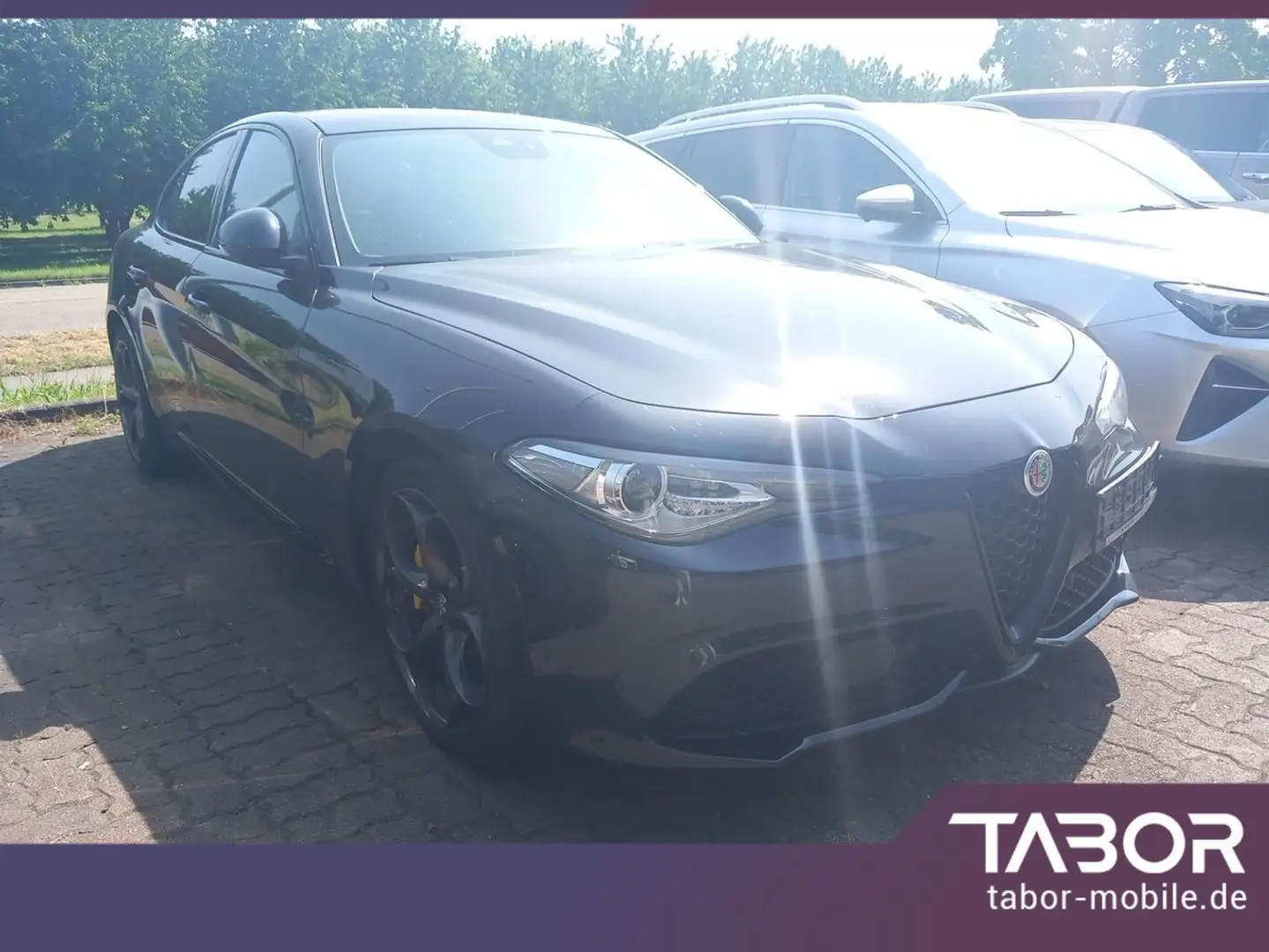 Alfa Romeo Giulia 2.2 Turbo 210 AT8 Q4Veloce Leder Pano Nav Noir - 2