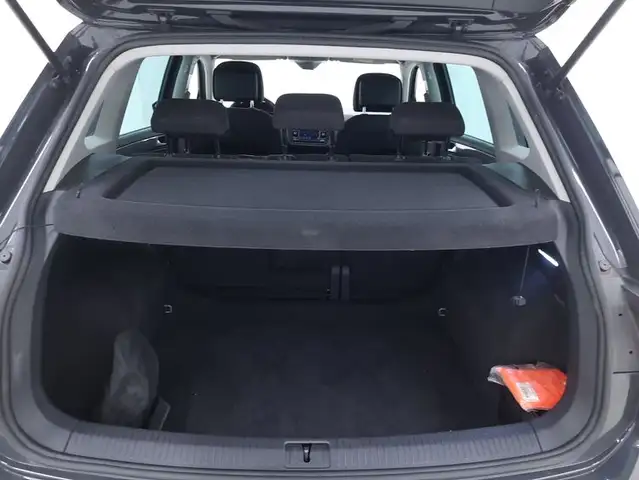 Volkswagen Tiguan view 14