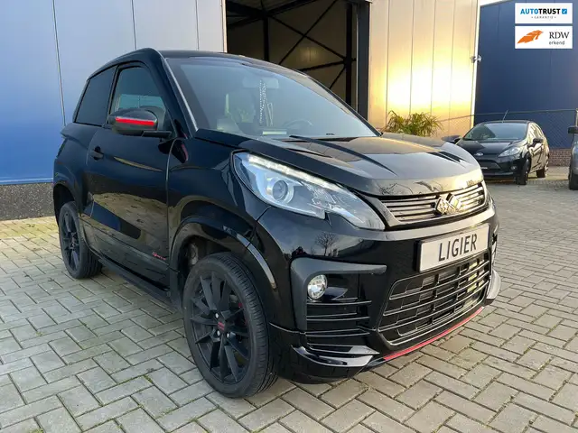 Ligier JS 60 Brommobiel Chic Sun / FULL OPTION / CAMERA / AIRCO