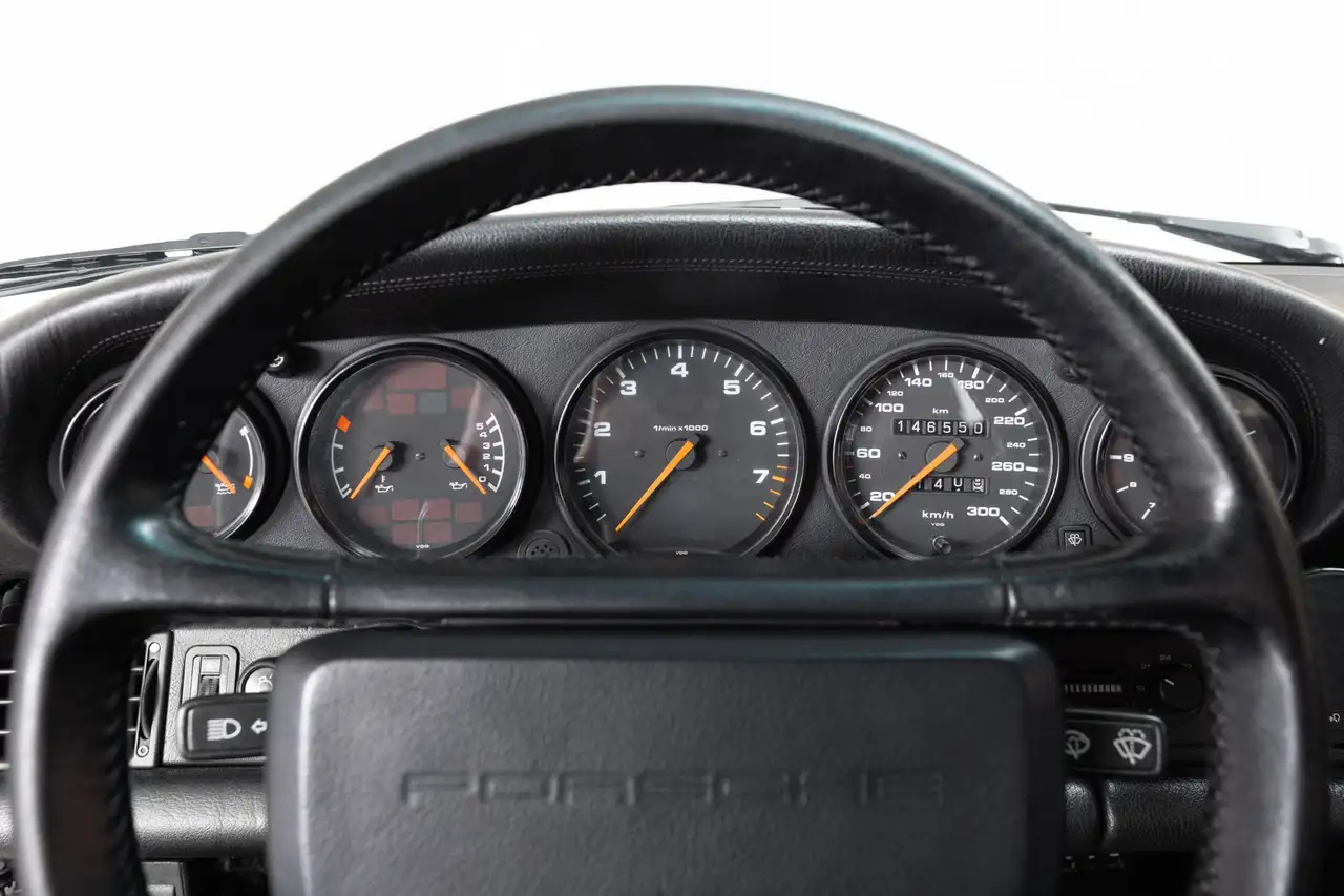 Porsche 911 Cabrio 3.6 Carrera 4 - PCCM - Full Service History, foto 12