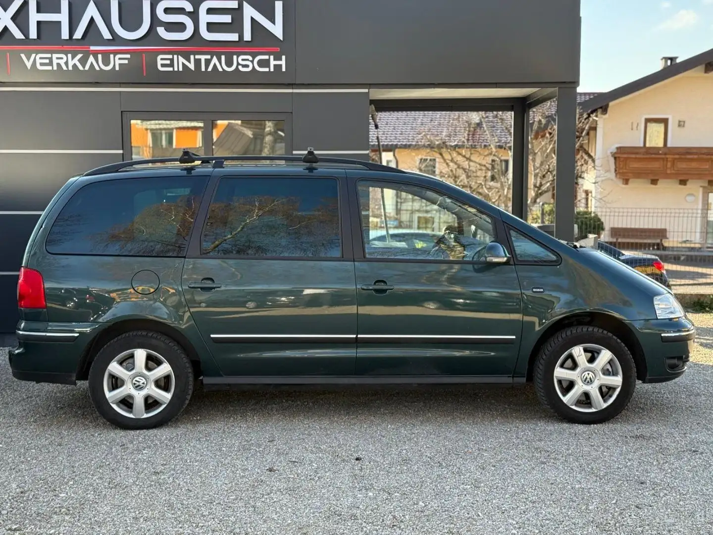 Volkswagen Sharan 1.9 TDI 4MOTION Busines Grün - 2