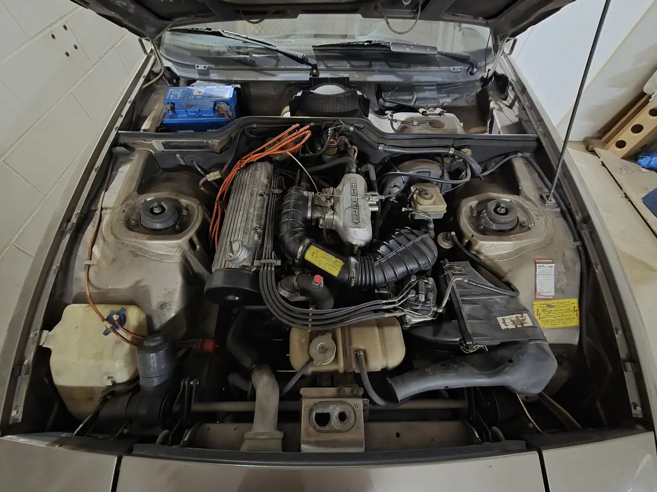Porsche 924 2.0, foto 3