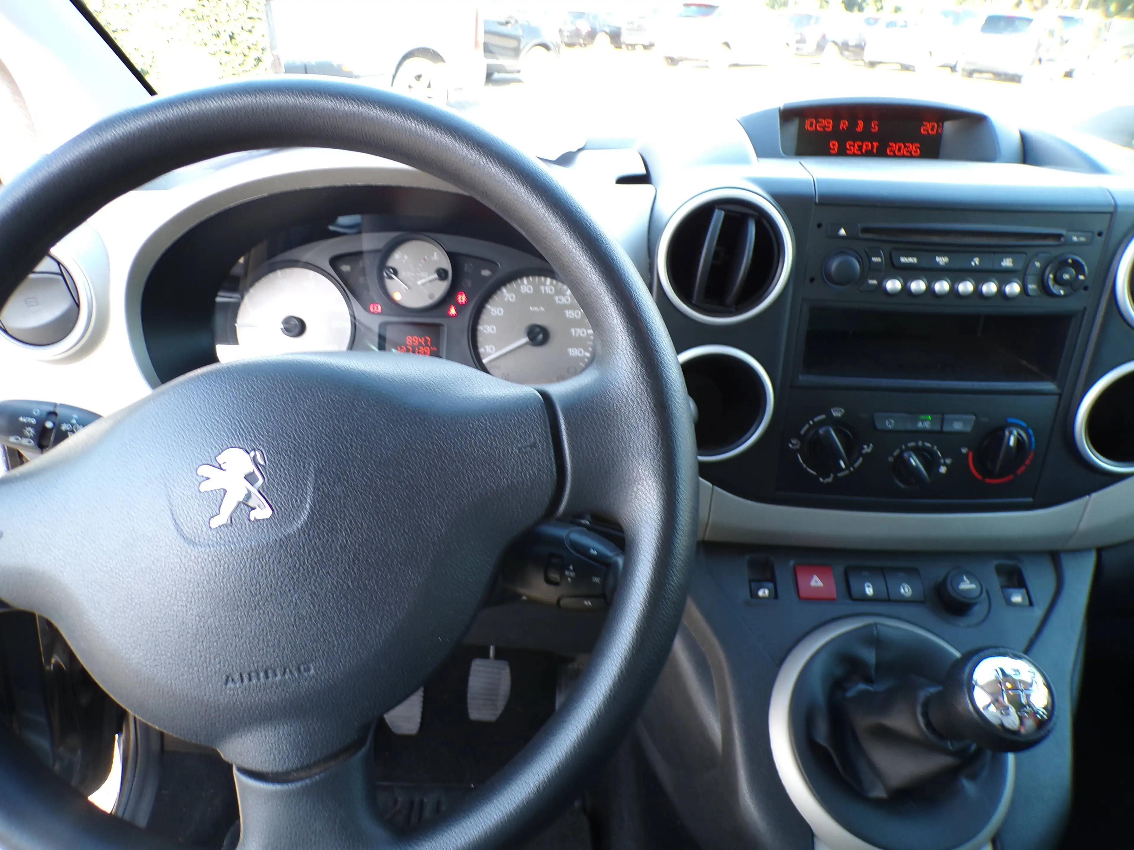 Peugeot Partner Partner Tepee  1.2i Airco/5-Zitpl/Garantie/Nieuwe motor!/127.000km — photo 6