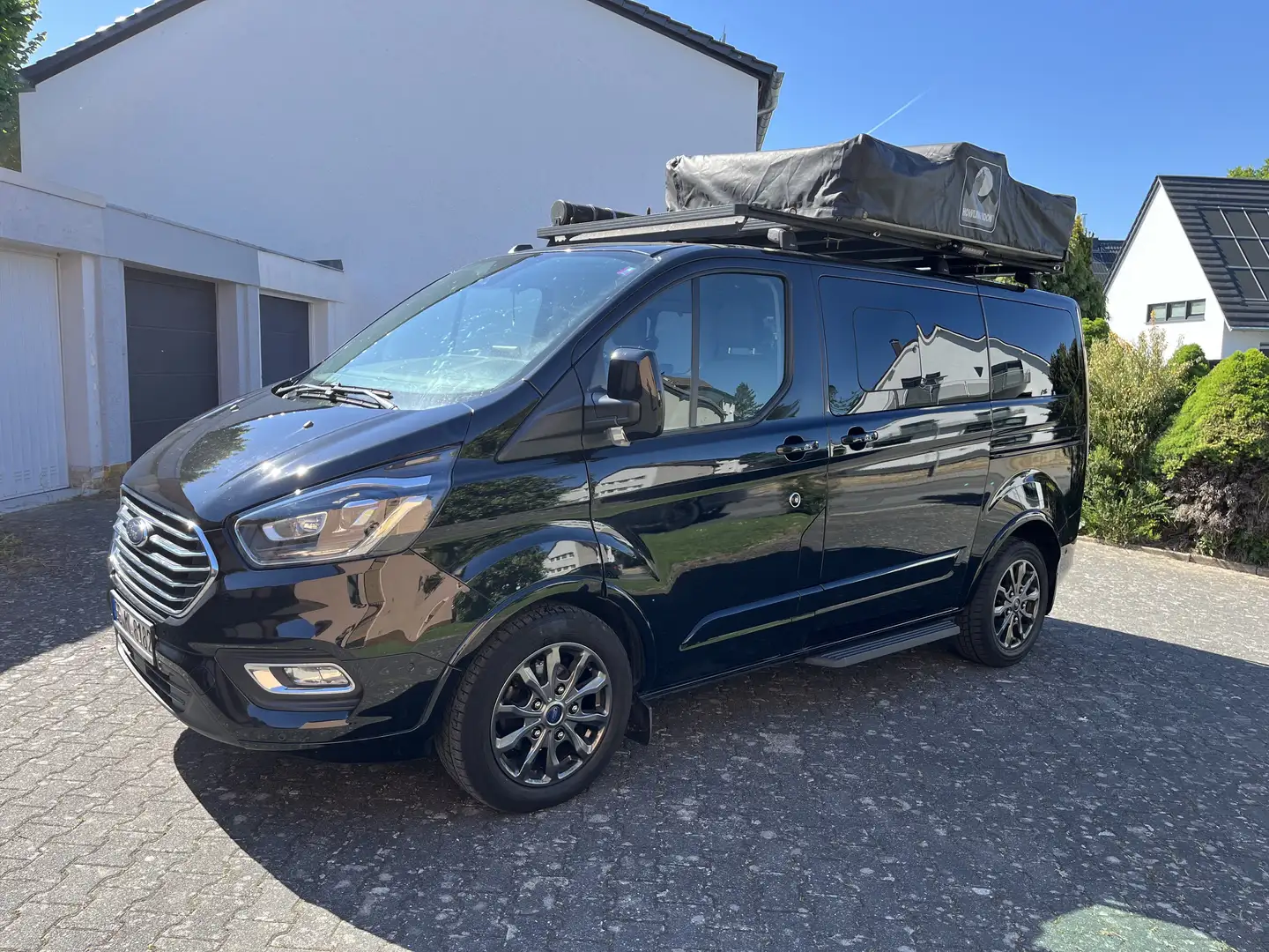 Ford Transit Custom VHB - Tourneo Titanium X + Camper Ausstatung Schwarz - 1