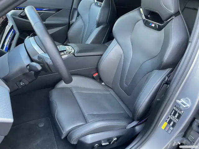BMW M view 11