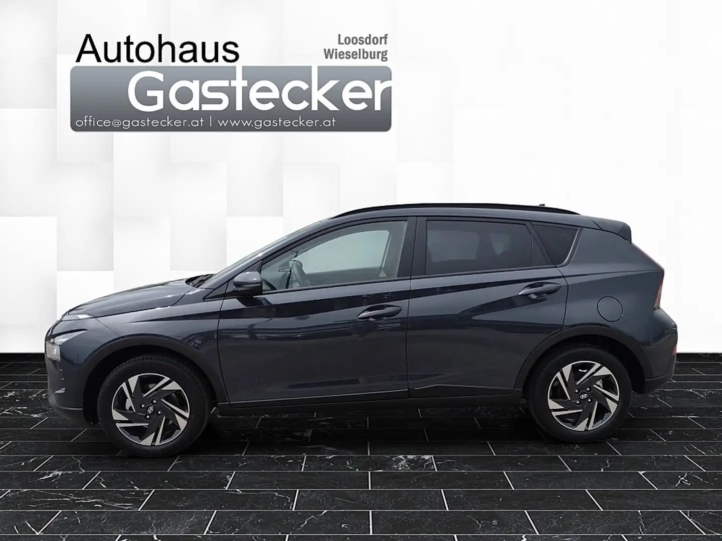 Hyundai BAYON Bayon 1,2 MPI i-Line Plus Gris - 2
