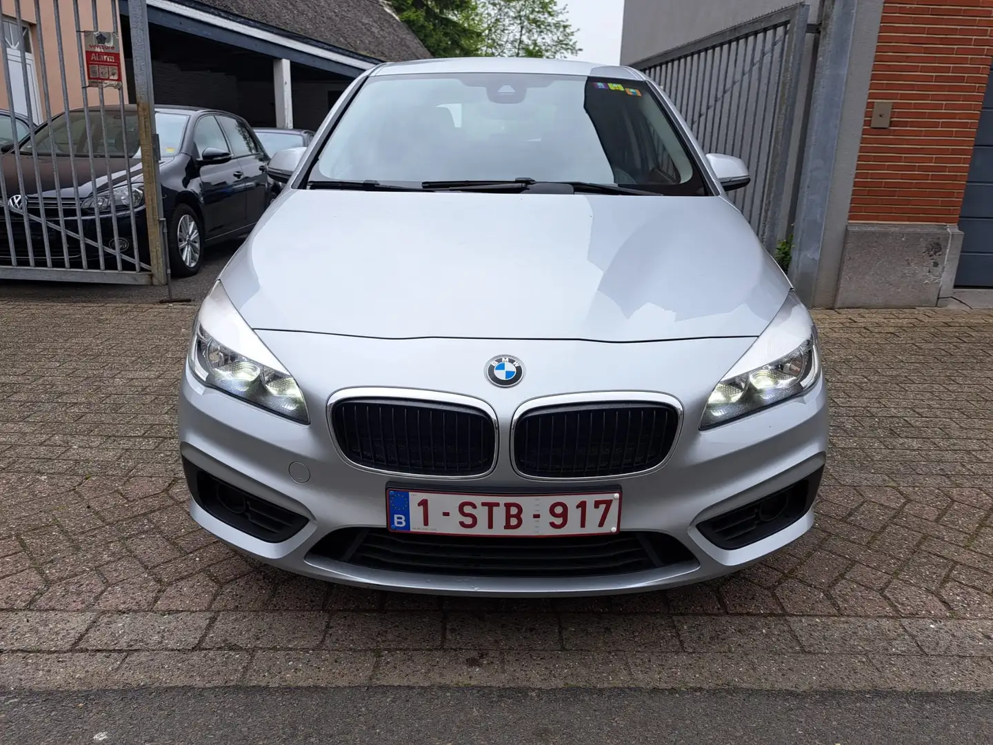 BMW 218 Active Tourer 218 dX 12 MOIS GARANTIE Zilver - 2