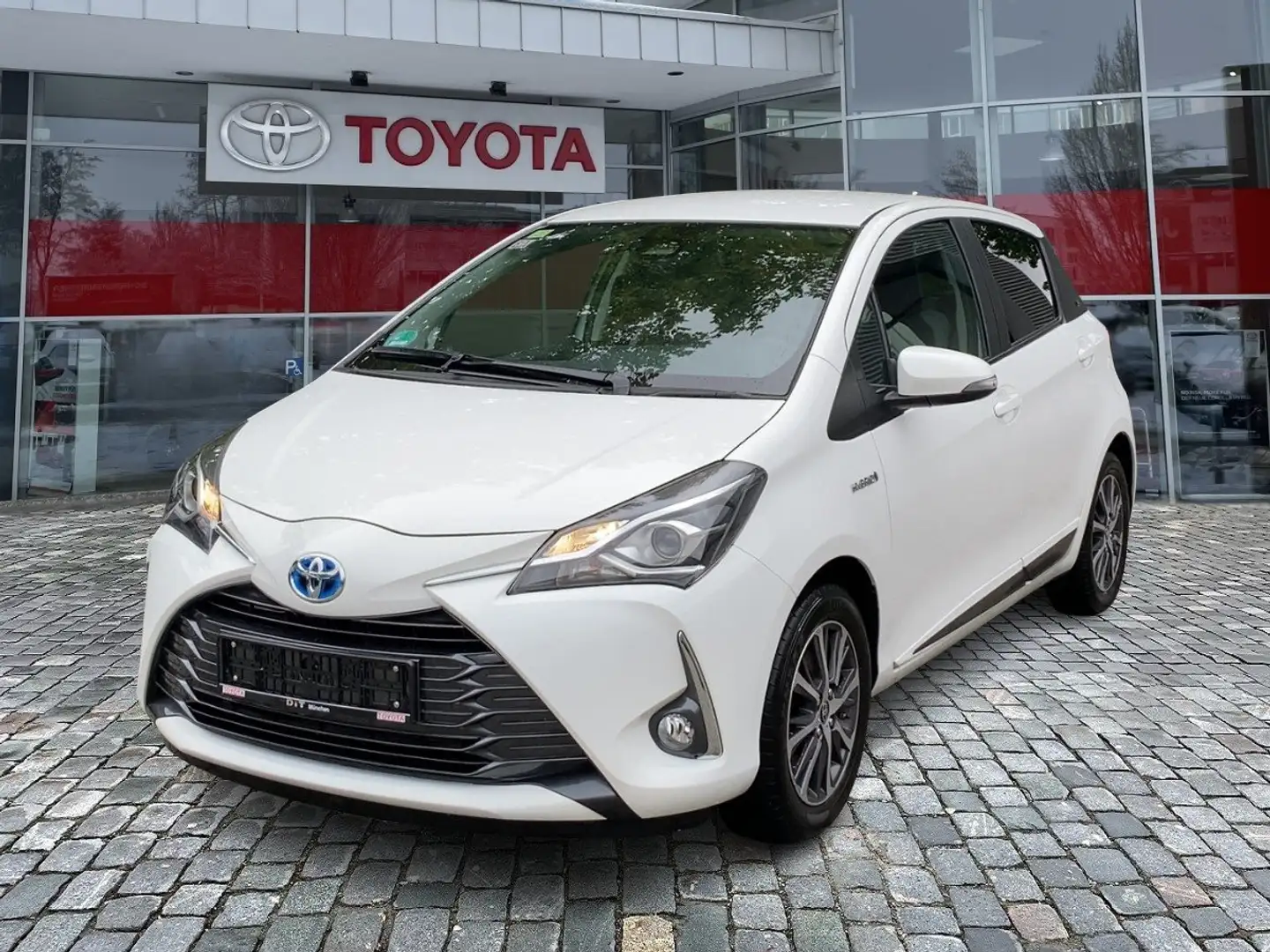 Toyota Yaris 1.5 Y20 Club wenig KM*Top Gepflegt Wit - 2