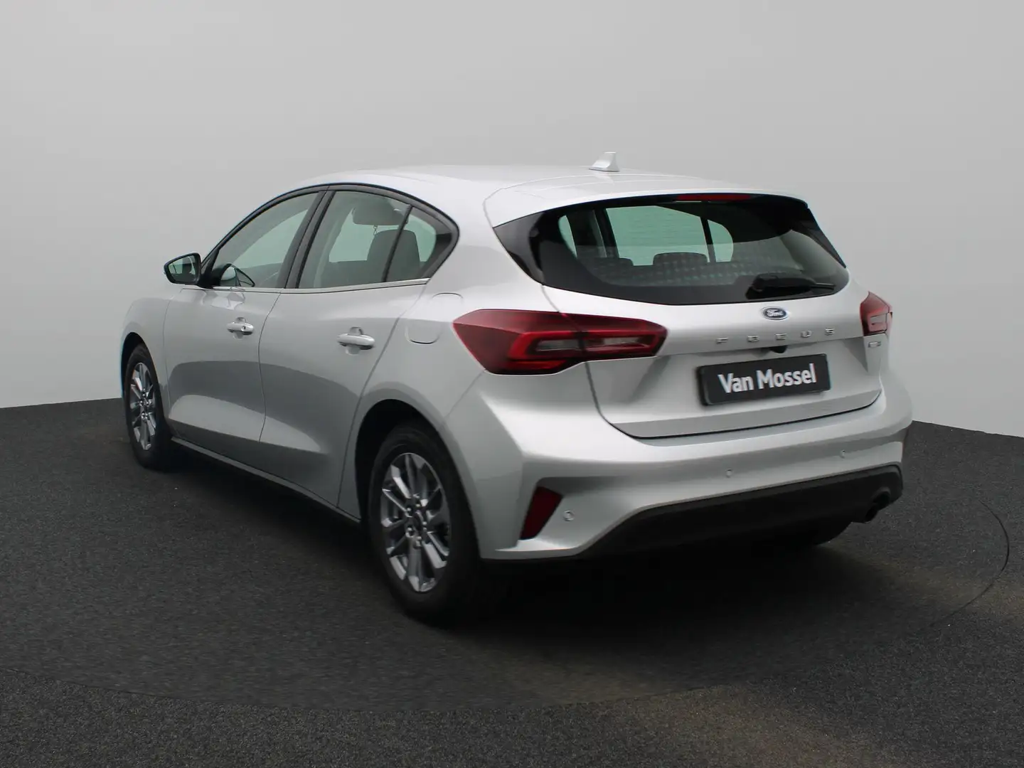 Ford Focus 1.0i EcoBoost MHEV 92kW Titanium DCT Gris - 2