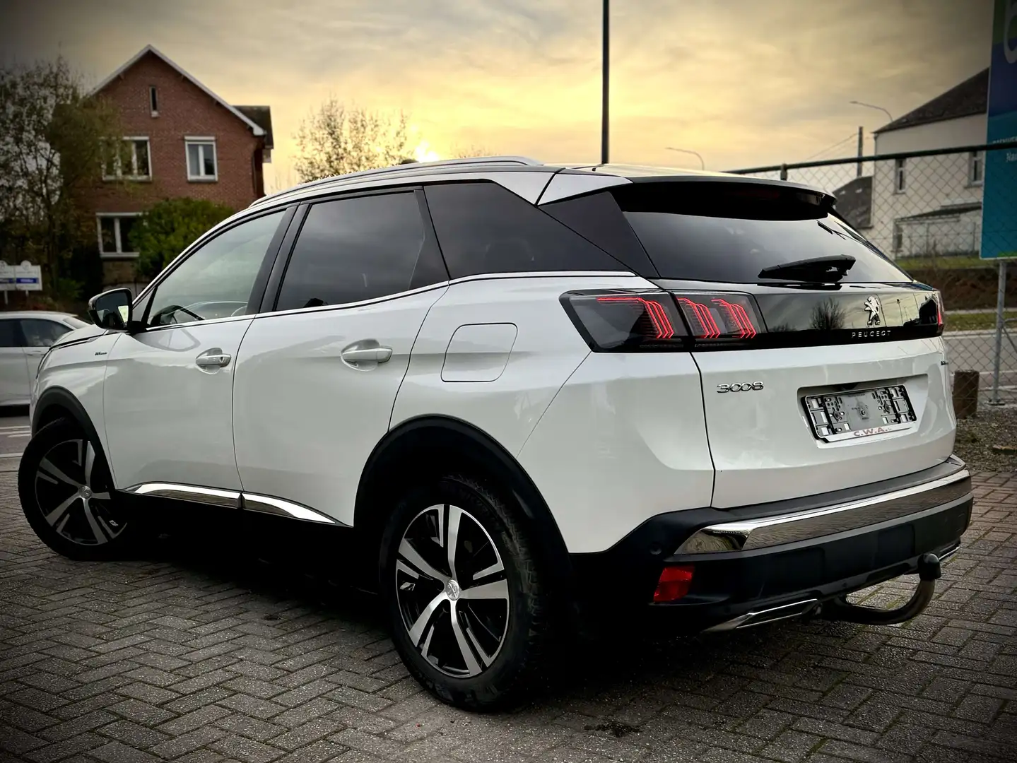 Peugeot 3008 GT HYBRID 225 E EAT 8 Blanco - 2