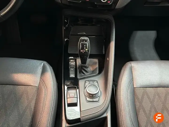 BMW X1 xDrive 18dA (F48) 2018, foto 18