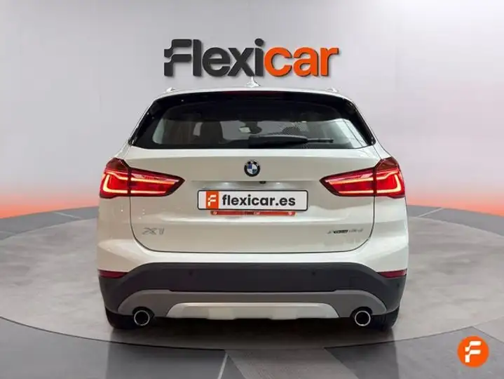 BMW X1 xDrive 18dA (F48) 2018, foto 5