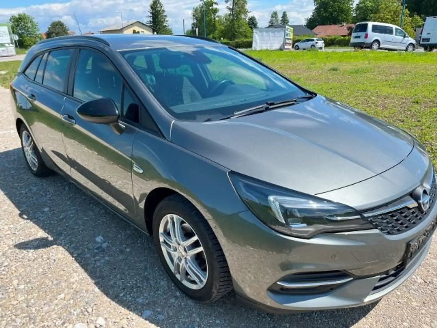 Opel Astra ST 1,5 CDTI Business Elegance Grau - 1