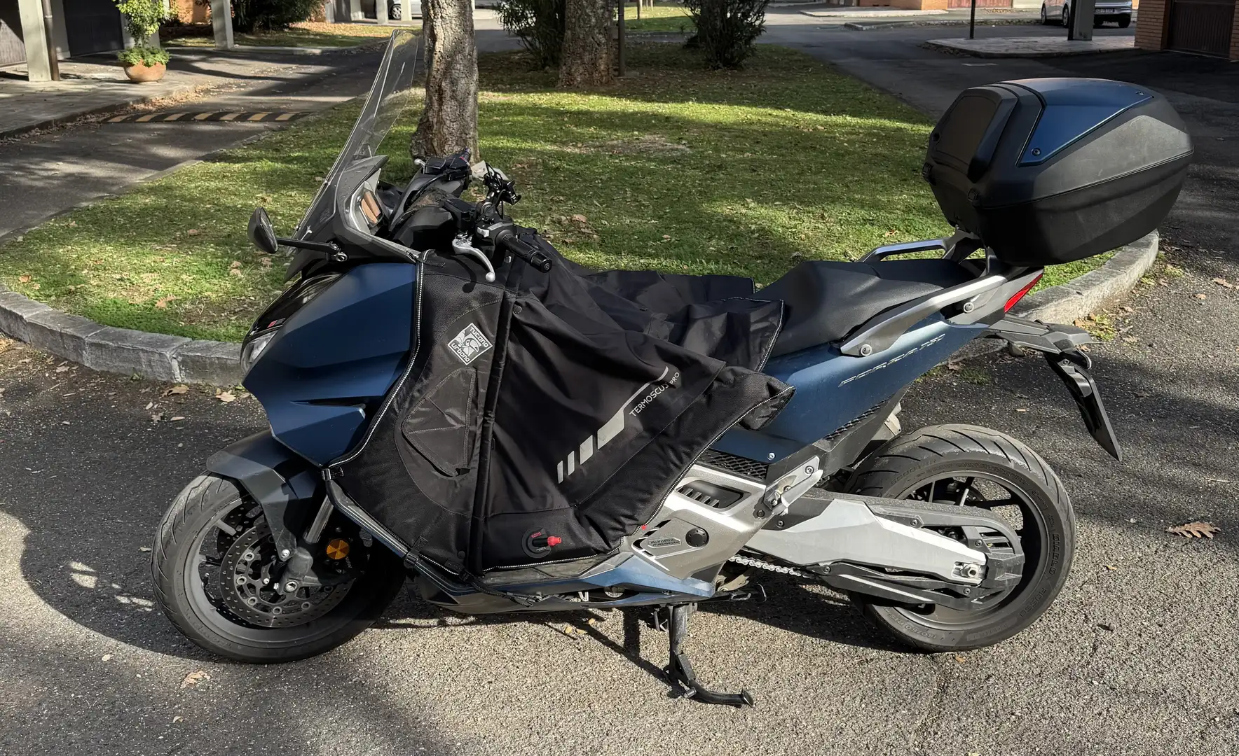 Honda Forza 750 Urban - 2