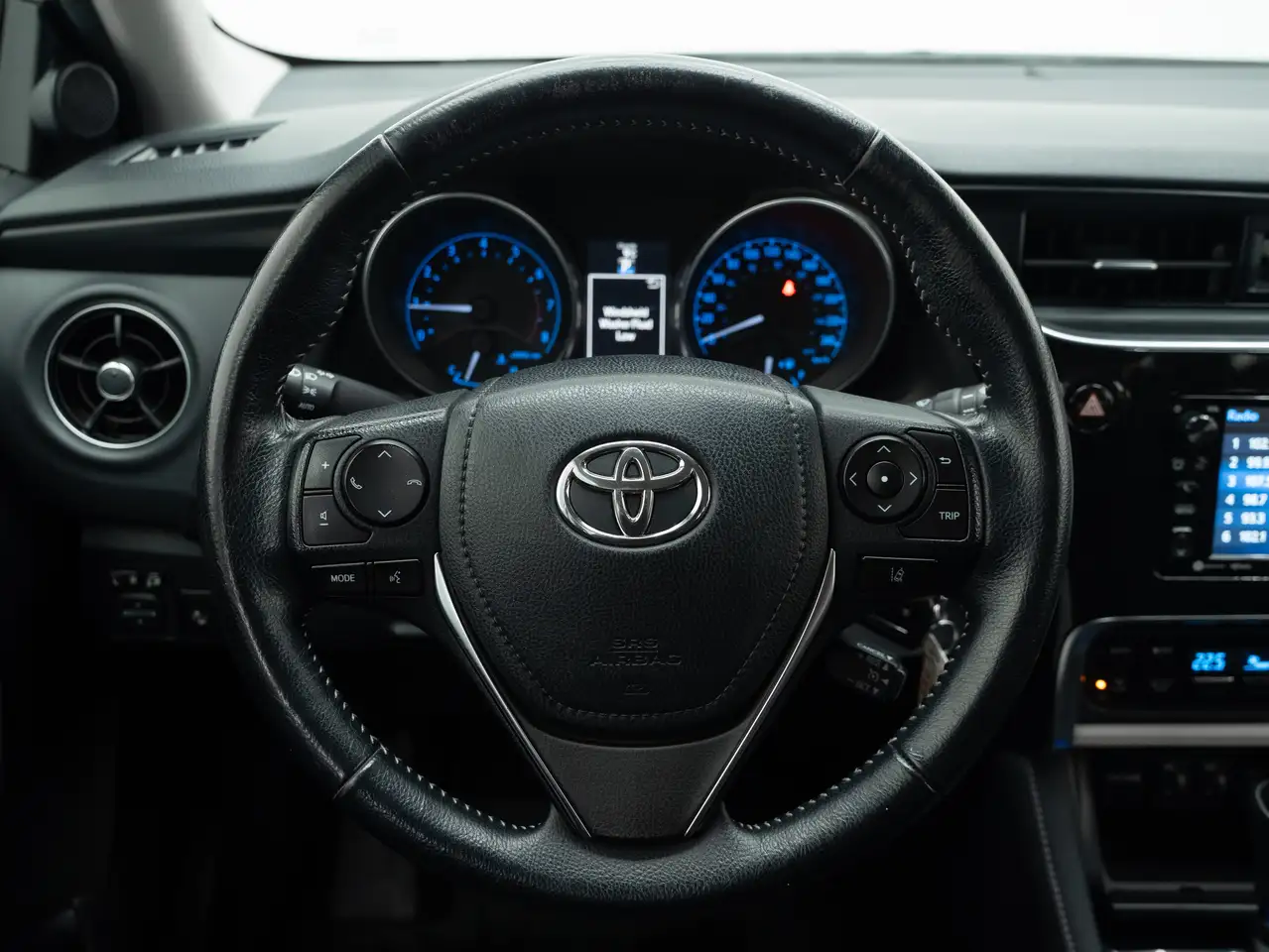 Toyota Corolla снимка Toyota Corolla
