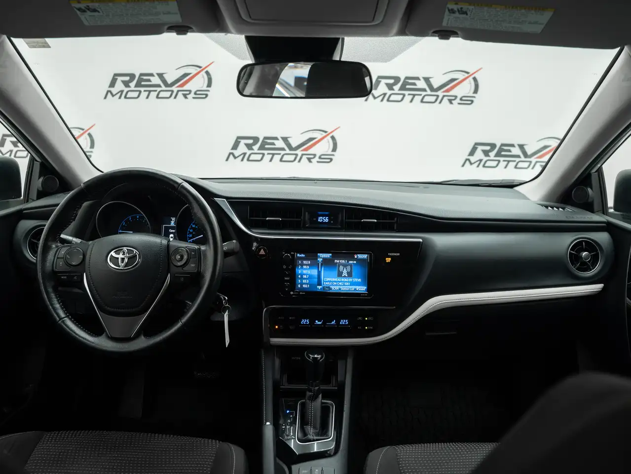 Toyota Corolla снимка Toyota Corolla