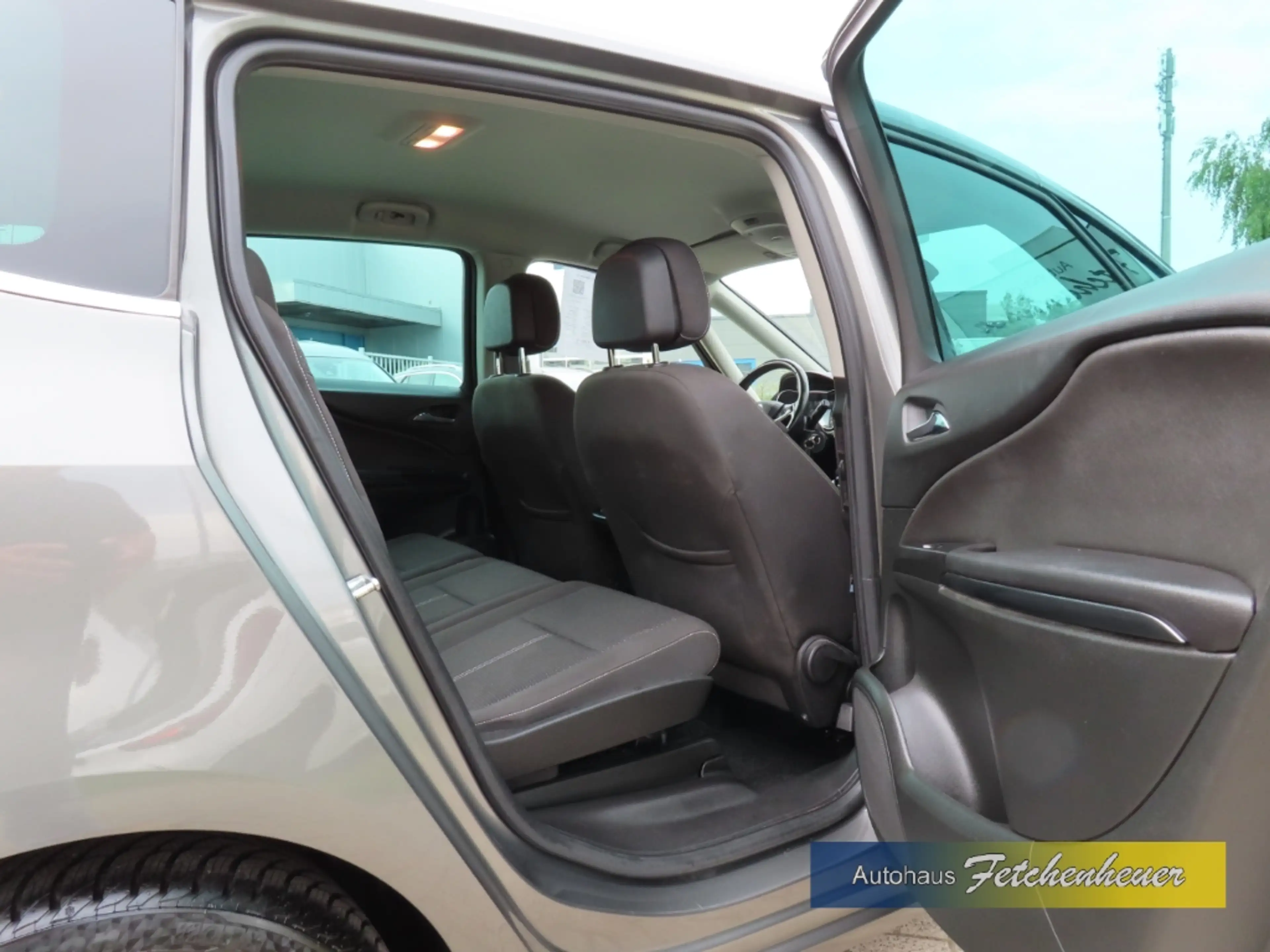 Opel Zafira C Innov.1.6 NAVI+LED+RFK+SHZ+TEMP+AGR+7Si — photo 9