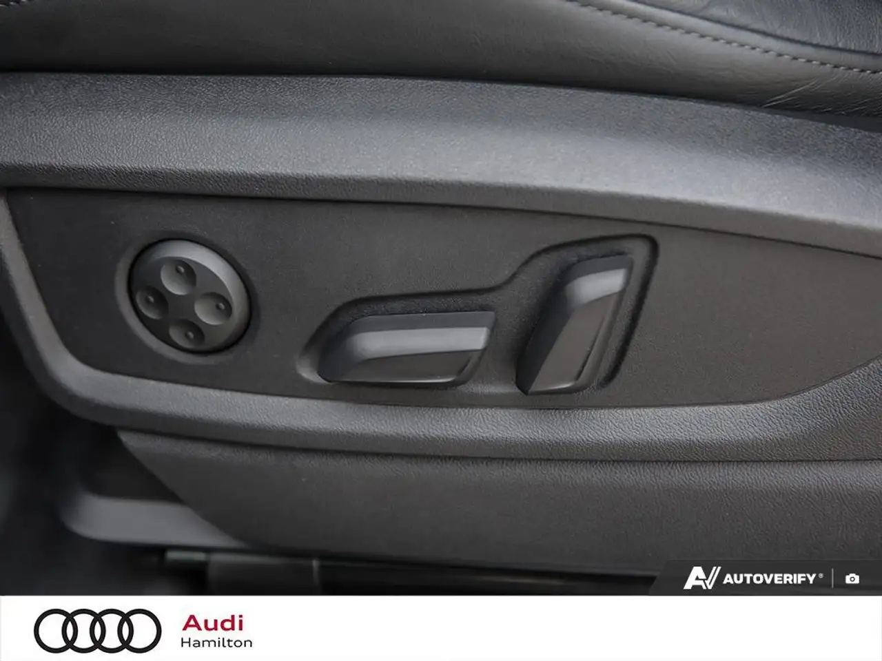 Audi SQ5 photo Audi SQ5